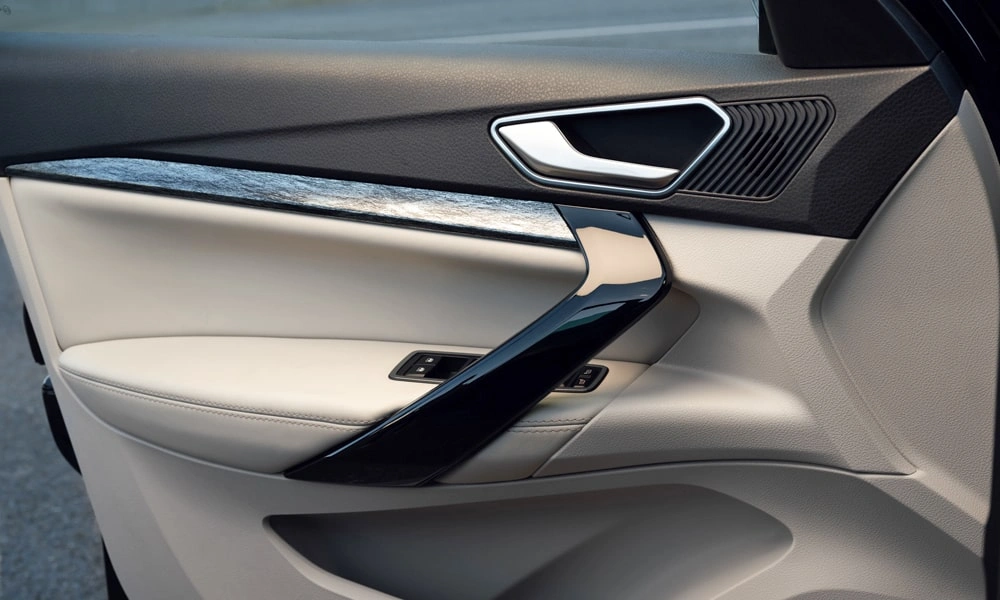 Lada Aura - фото №34