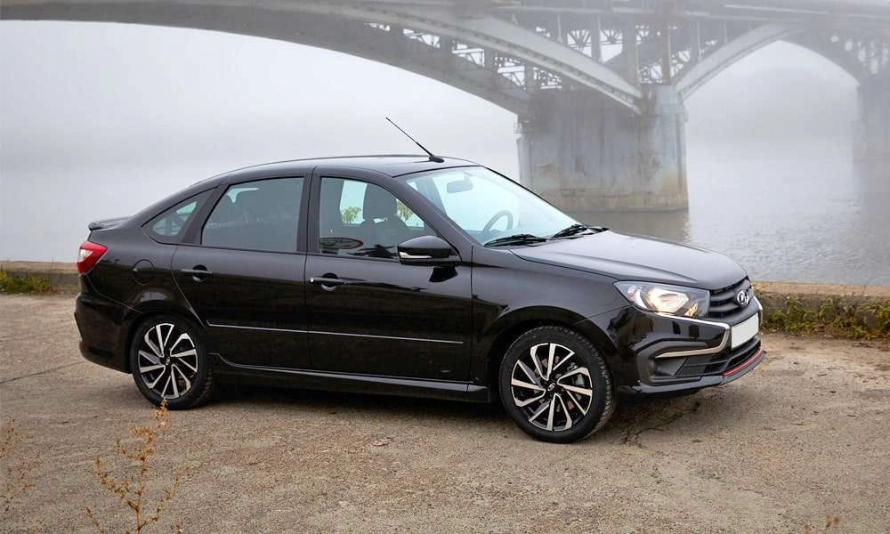 Lada Granta Sportline Лифтбек - фото №8