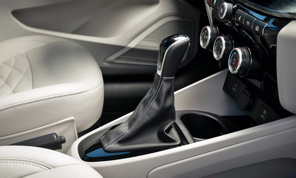 Lada Aura - фото №20