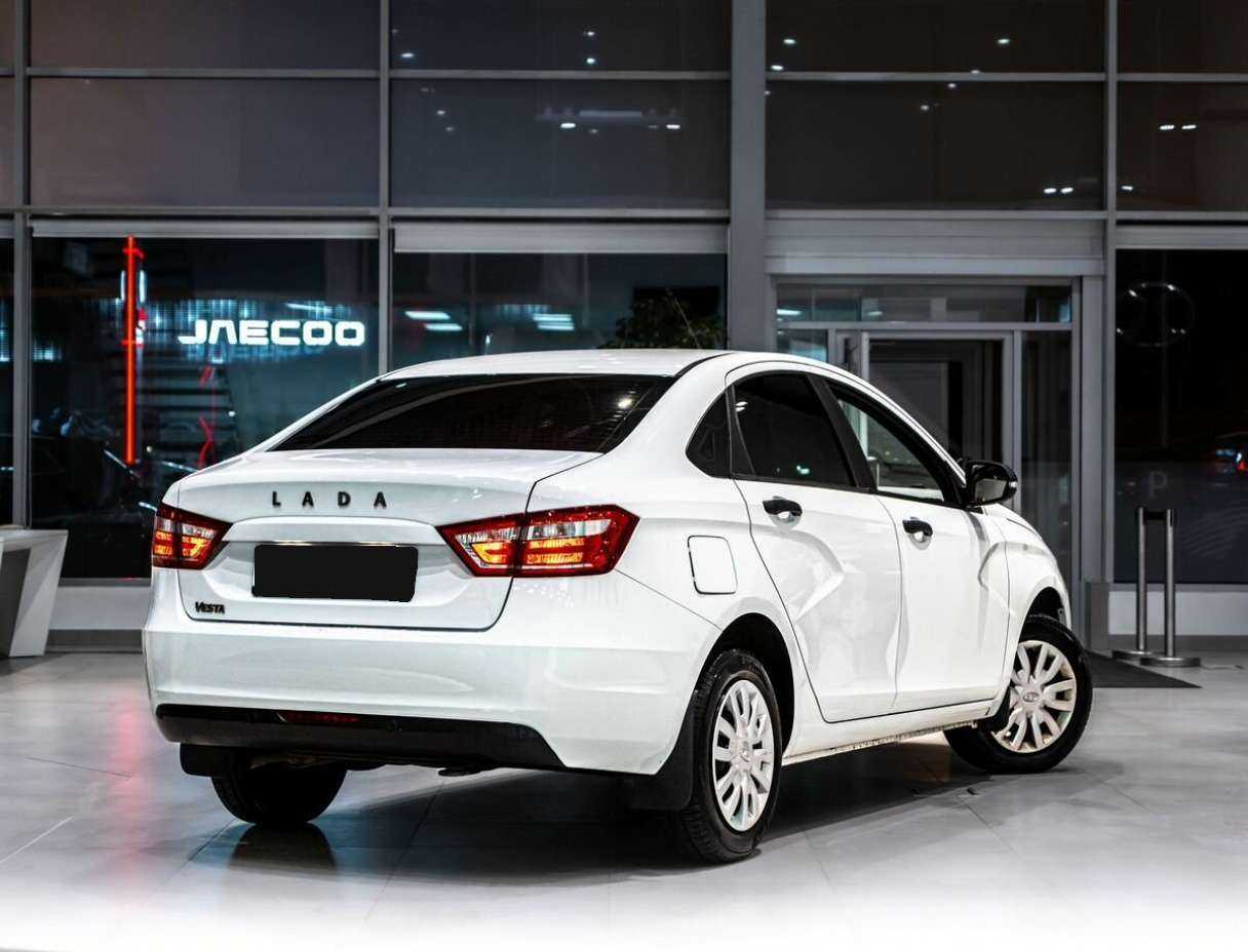 Lada (ВАЗ) Vesta, 2021 - фото №3